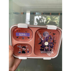 Montana Lunch Box Custom / Tempat Makan RIJECT dibagian cetakan (SUDAH TERCETAK NAMA DAN GAMBAR), KONDISI Lunch Box 100% BAGUS DIKIRIM RANDOM TIDAK BISA REQUEST